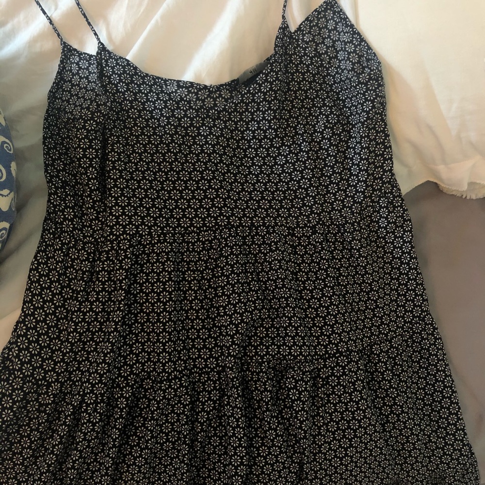 H&M floral black and white dress - Picture 3 of 5